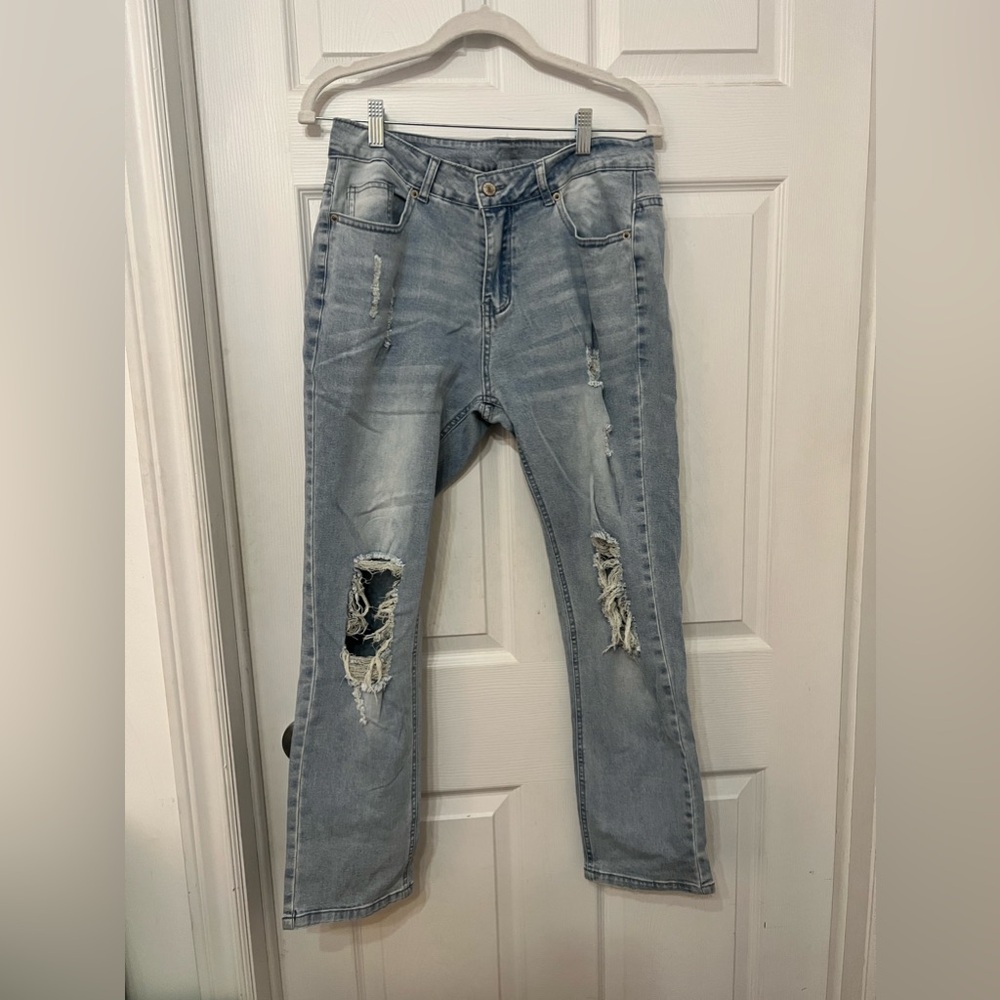 Light Wash Distressed Jeans